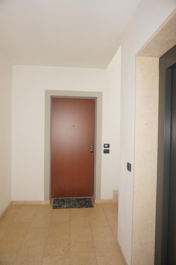Apartament Deluxe Mayde Apartment Riva del Garda Exterior photo
